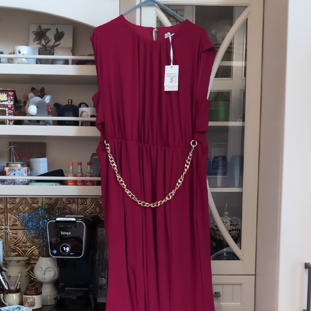Red Pleated Maxi Sundress Crew Neck